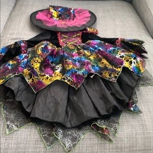 Witch costume size 4